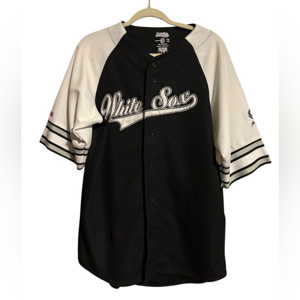 Stitches Chicago White Sox Black White Men's short sleeve Henley Shirt medium